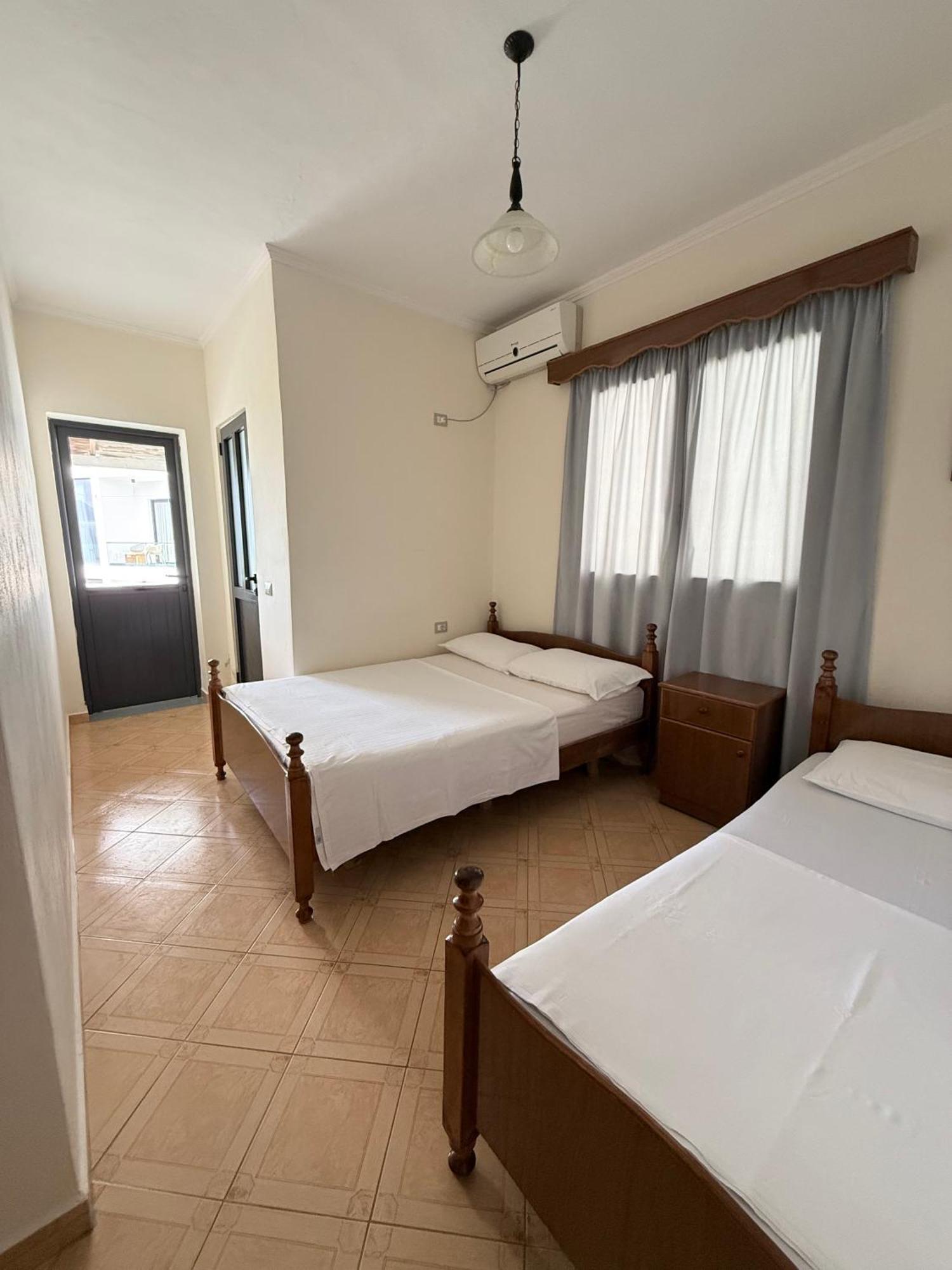Baro Hotel 3*